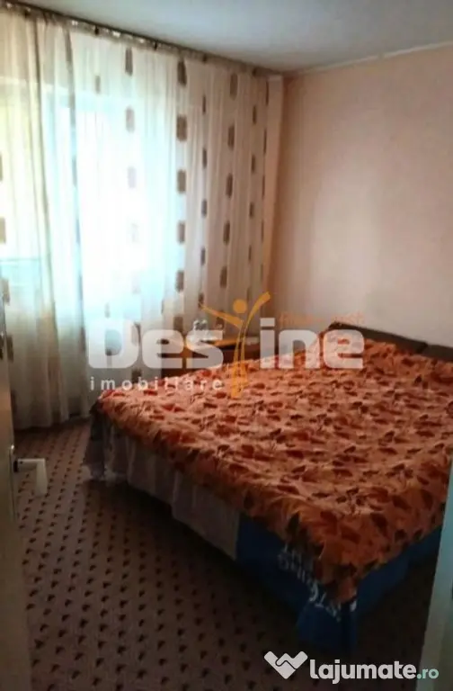 Apartament cu 3 camere de vanzare zona centrala - Focsani (Vrancea)