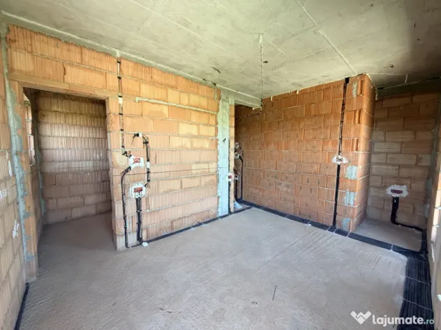 Duplex 3 camere - 3 bai - ideal pentru familie - Mosnita - Mosnita Noua (Timis)