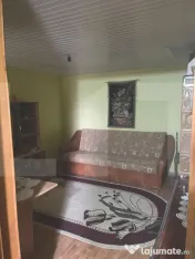 Casă cu teren și anexe de vânzare în Dorohoi – Progres 