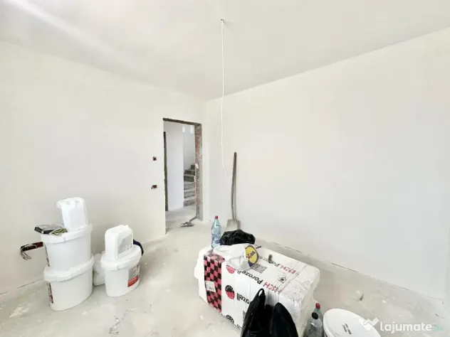 Duplex despartit prin camera tehnica | 4 camere | 115 mp uti - Mosnita Veche (Timis)