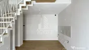 Apartament pe 2 niveluri, 82 mp utili, Complexul Studentesc 