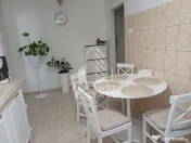 Apartament semidecomandat,2 camere,mobilat,etaj 2,Calea Lipovei 