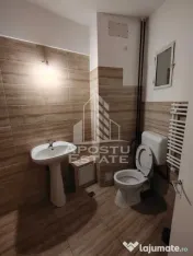 Apartament cu 3 camere, 2 bai,2 balcoane, etaj intermediar,Iuliu Maniu 