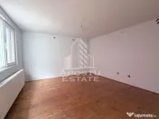 Casa individuala de vanzare pe parter Fratelia-Girocului 