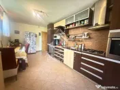 Casa individuala cu 5 camere, carport, 426mp teren in Sanandrei 