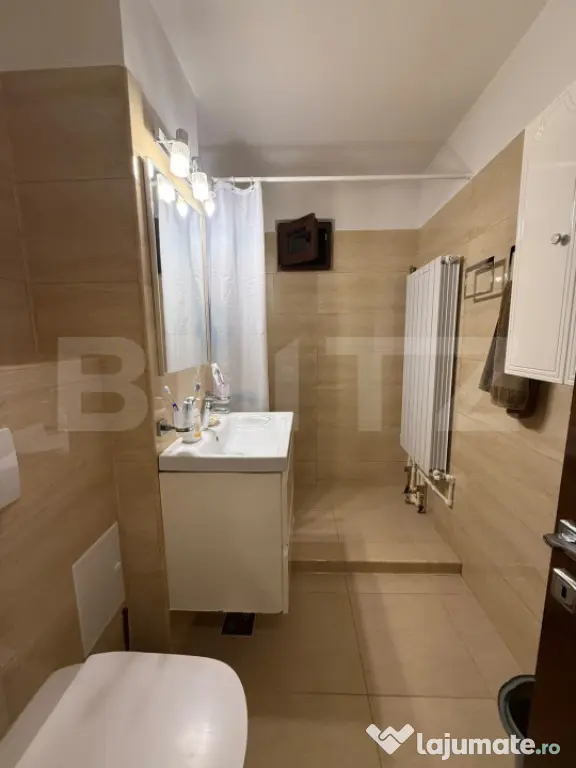 Apartament 2 camere, 50 mp, zona Centrală - Targu Jiu (Gorj)