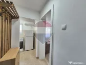 Garsonieră de închiriat centru, renovată, mobilată si complet utilată 