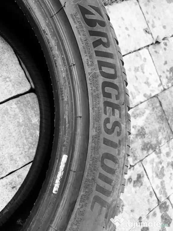 Set 4 Anvelope iarna Bridgestone 225/50 R 18