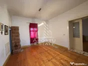 Casa de vanzare in Sandra, 5755 mp, teren, acoperis nou 