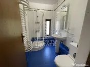 Casa de inchiriat, 4 dormitoare, 3 bai, garaj, curte, zona Lipovei. 