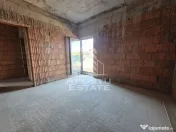 Casa la rosu de vanzare, aproape de Timisoara