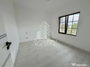 Duplex 5 camere de vanzare, 130 mp utili, Giroc 