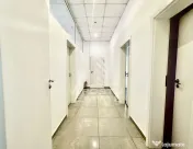 Spatiu Comercial/Birouri de Inchiriat In zona UTA langa Penny, Ared 