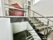 Spatiu Comercial/Birouri de Inchiriat In zona UTA langa Penny, Ared 