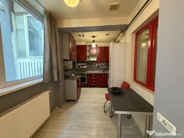Apartament 2 camere decomandat | Ultracentral | Etaj 1 | Box - Constanta (Constanta)