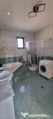 Casa cu 4 camere