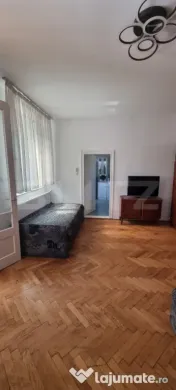 Casa cu 4 camere
