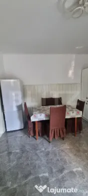 Casa cu 4 camere