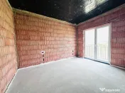 Duplex despartit prin camera tehnica- 4 camere si 2 bai - Mo