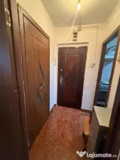 Apartament 2 camere, mobilat și utilat, centrala, Et. 2 – 