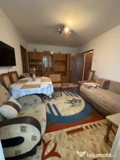 Apartament 2 camere, mobilat și utilat, centrala, Et. 2 – 