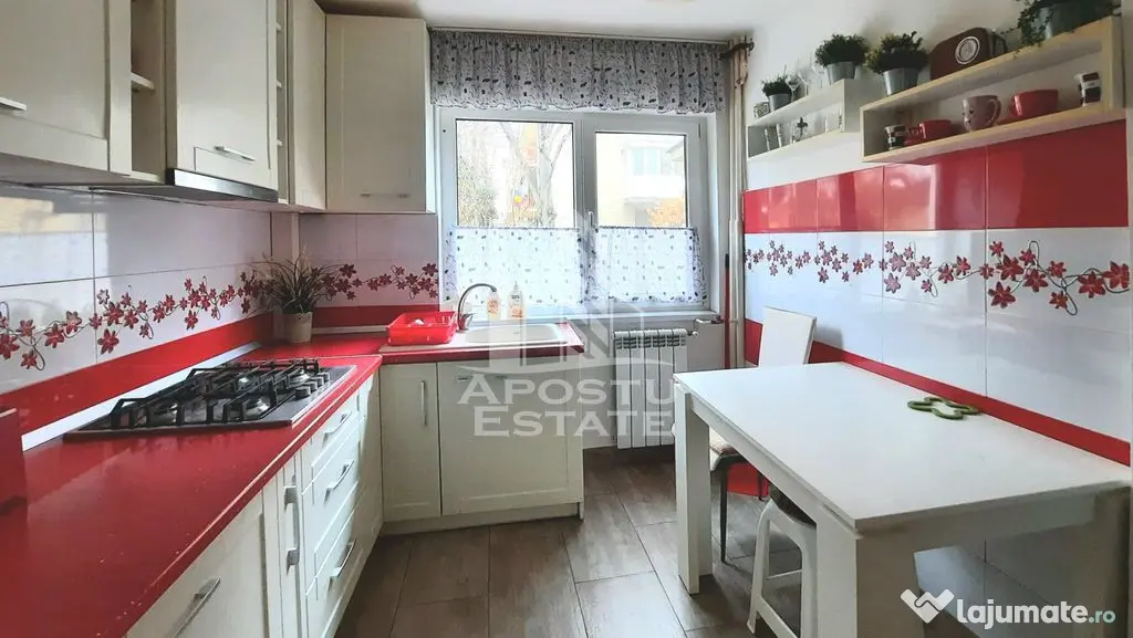 Apartament 2 camere la parter, zona centrala. - Arad (Arad)