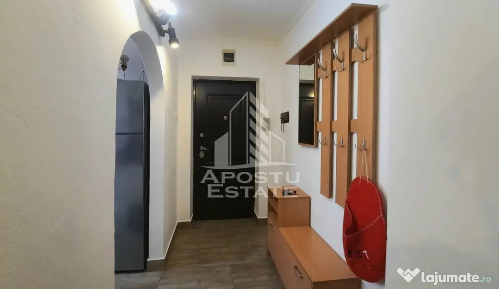 Apartament 2 camere la parter, zona centrala. - Arad (Arad)