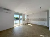 Apartament cu 2 camere nemobilat de inchiriat in Aradului, Open space 