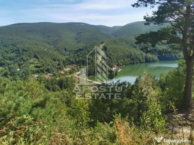 Teren intravilan, 2000mp, cu vedere panoramica spre lacul Valiug - Valiug (Caras-Severin)
