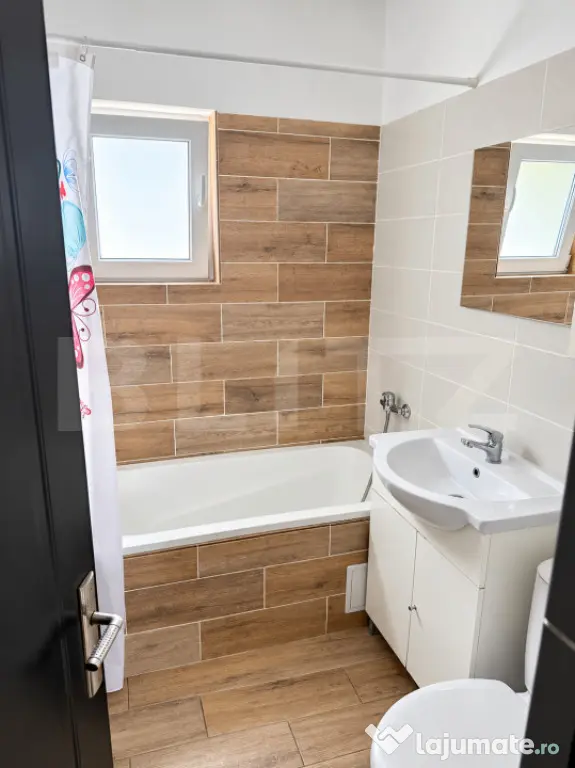 Apartament cu 2 camere, mobilat, cu parcare și centrală pr - Rasnov (Brasov)