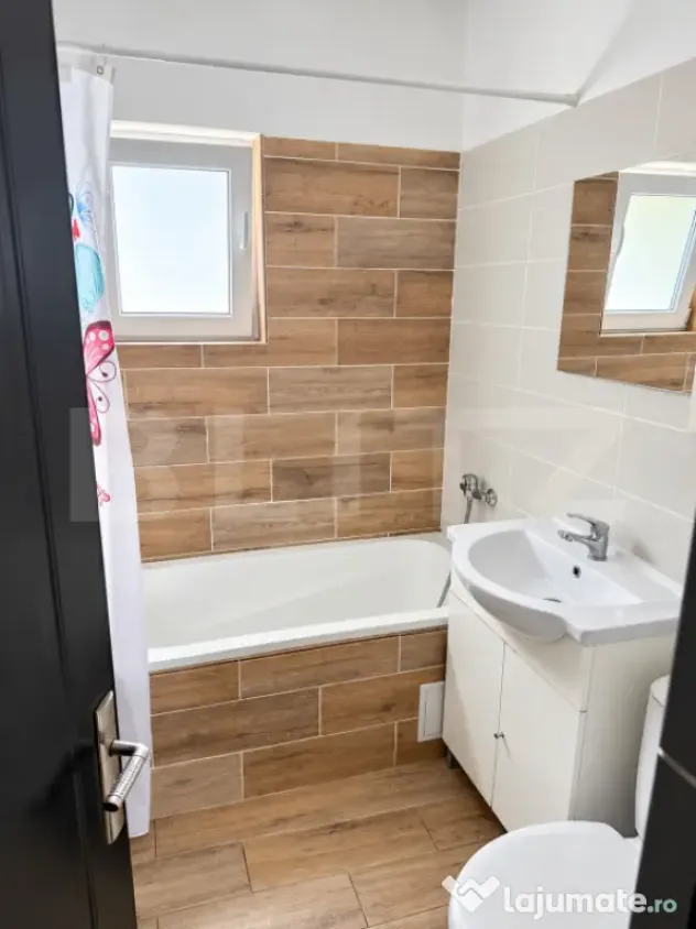 Apartament cu 2 camere, mobilat, cu parcare și centrală pr - Rasnov (Brasov)