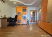 Apartament decomandat 3 camere,Zona Vlaicu 