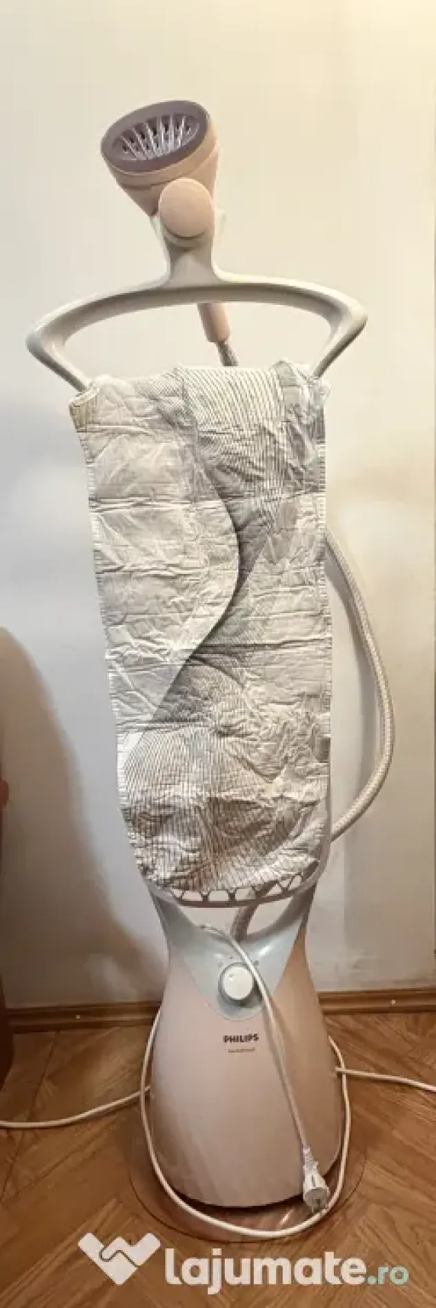 Aparat de călcat vertical Philips ComfortTouch GC552