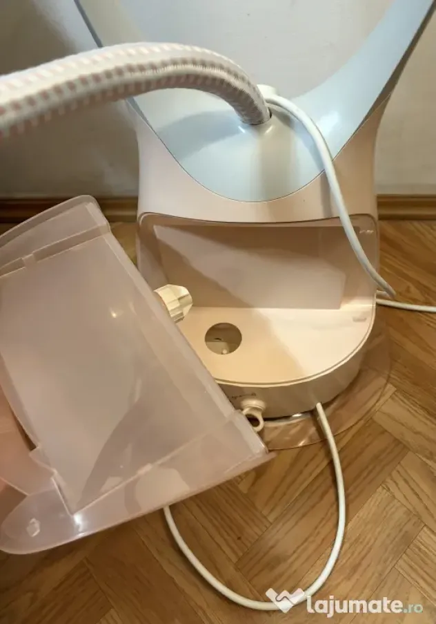 Aparat de călcat vertical Philips ComfortTouch GC552