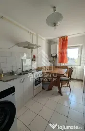 Apartament cu 2 camere de închiriat,Mircea cel Batran,centrala proprie