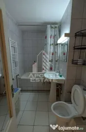 Apartament cu 2 camere de închiriat,Mircea cel Batran,centrala proprie
