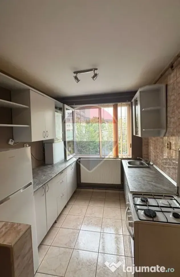 Apartament cu 2 camere de închiriat – zonă ultracentrală - Baia Mare (Maramures)