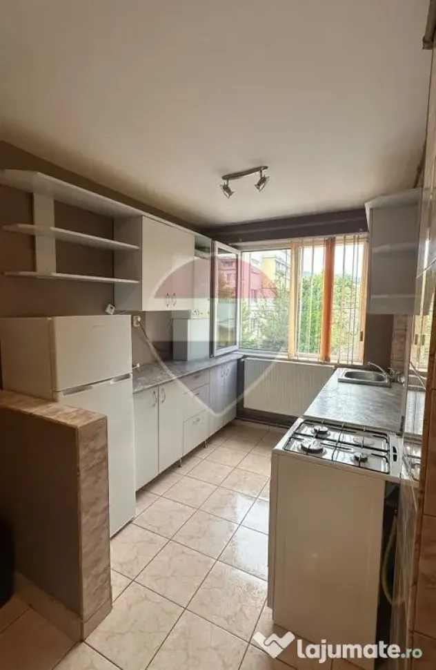 Apartament cu 2 camere de închiriat – zonă ultracentrală - Baia Mare (Maramures)