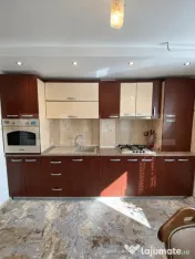 Apartament cu 3 camere, 63 mp, etaj 1, Burdujeni