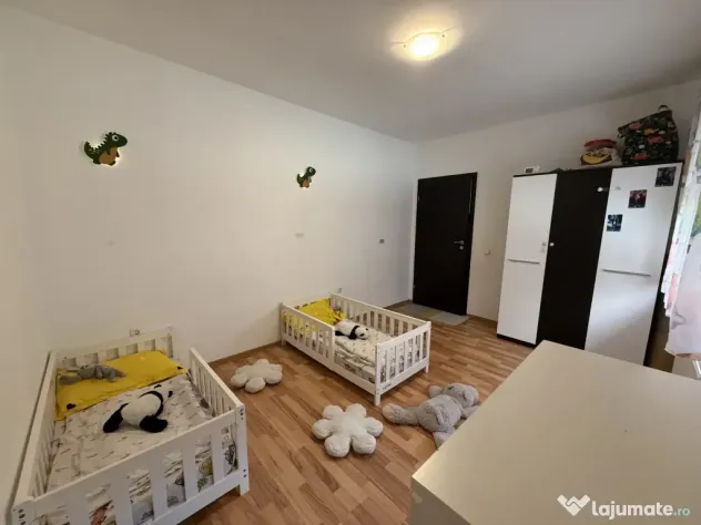Apartament cu 3 camere, decomandat, 64 mp utili, curte priva - Sanandrei (Timis)