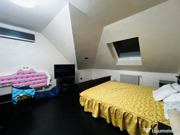 Vila cu 7 camere si piscina exterioara - Dumbravita - zona D - Dumbravita (Timis)