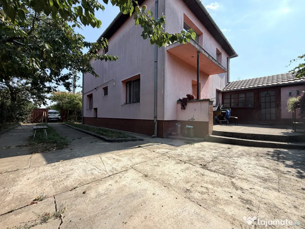 Casa individuala 6 camere, 165 mp utili, 641 mp teren - Ghir - Ghiroda (Timis)