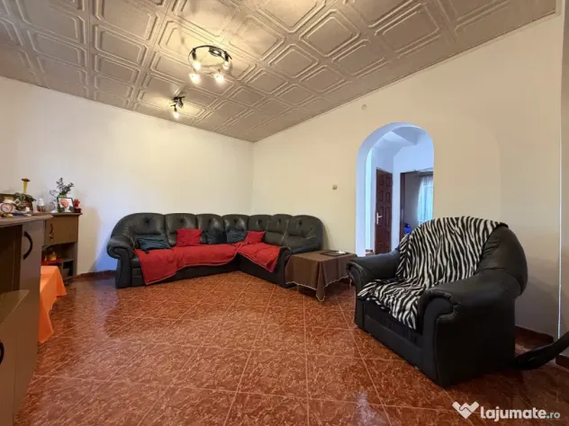Casa individuala 6 camere, 165 mp utili, 641 mp teren - Ghir - Ghiroda (Timis)