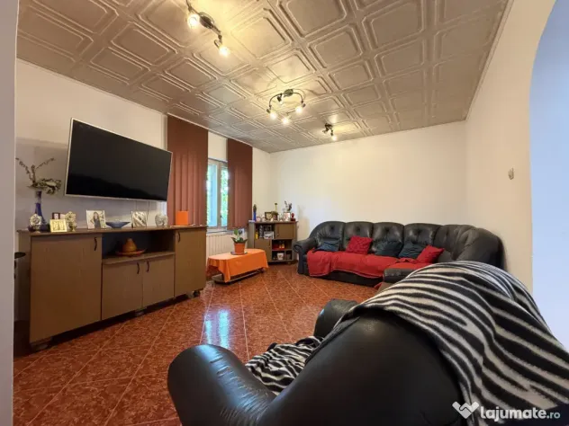 Casa individuala 6 camere, 165 mp utili, 641 mp teren - Ghir - Ghiroda (Timis)