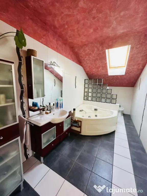 Casa individuala, 4 camere, 135mp utili, 327 teren- Ciarda R - Timisoara (Timis)