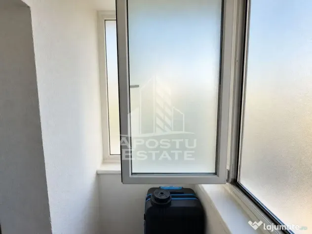 Apartament de vanzare cu 2 camere, semidecomandat, zona Girocului - Timisoara (Timis)