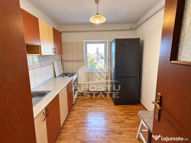 Apartament de vanzare cu 2 camere, semidecomandat, zona Girocului - Timisoara (Timis)