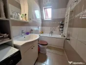 Apartament 3 camere, 63 mp, pozitie excelenta in zona Girocu