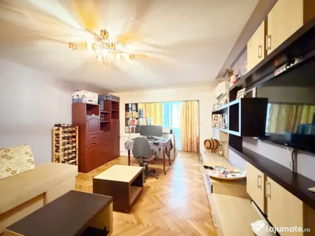 Apartament 4 camere, decomandat, etaj 3, zona Steaua - Timisoara (Timis)