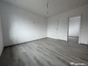 Duplex 3 camere, 90mp utili, 350mp teren, situat in Mosnita 